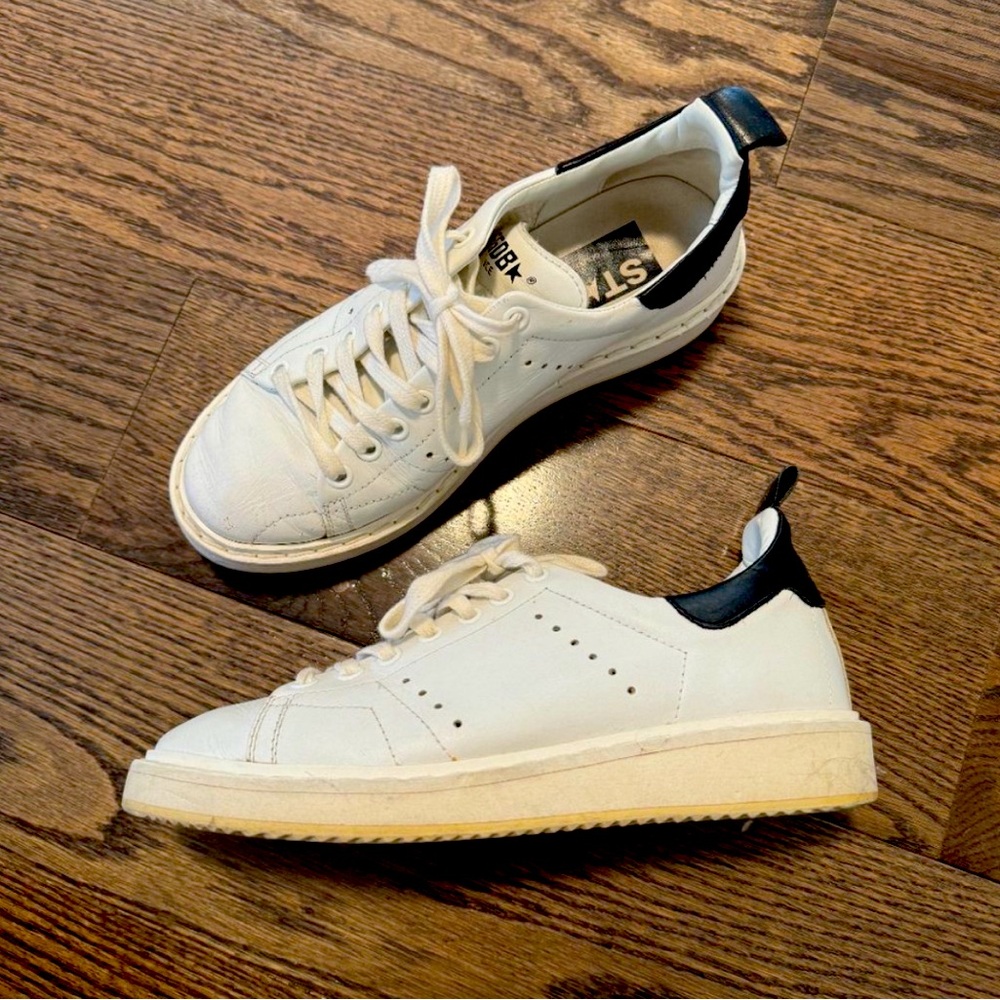 Authentic GOLDEN GOOSE minimalist sneakers